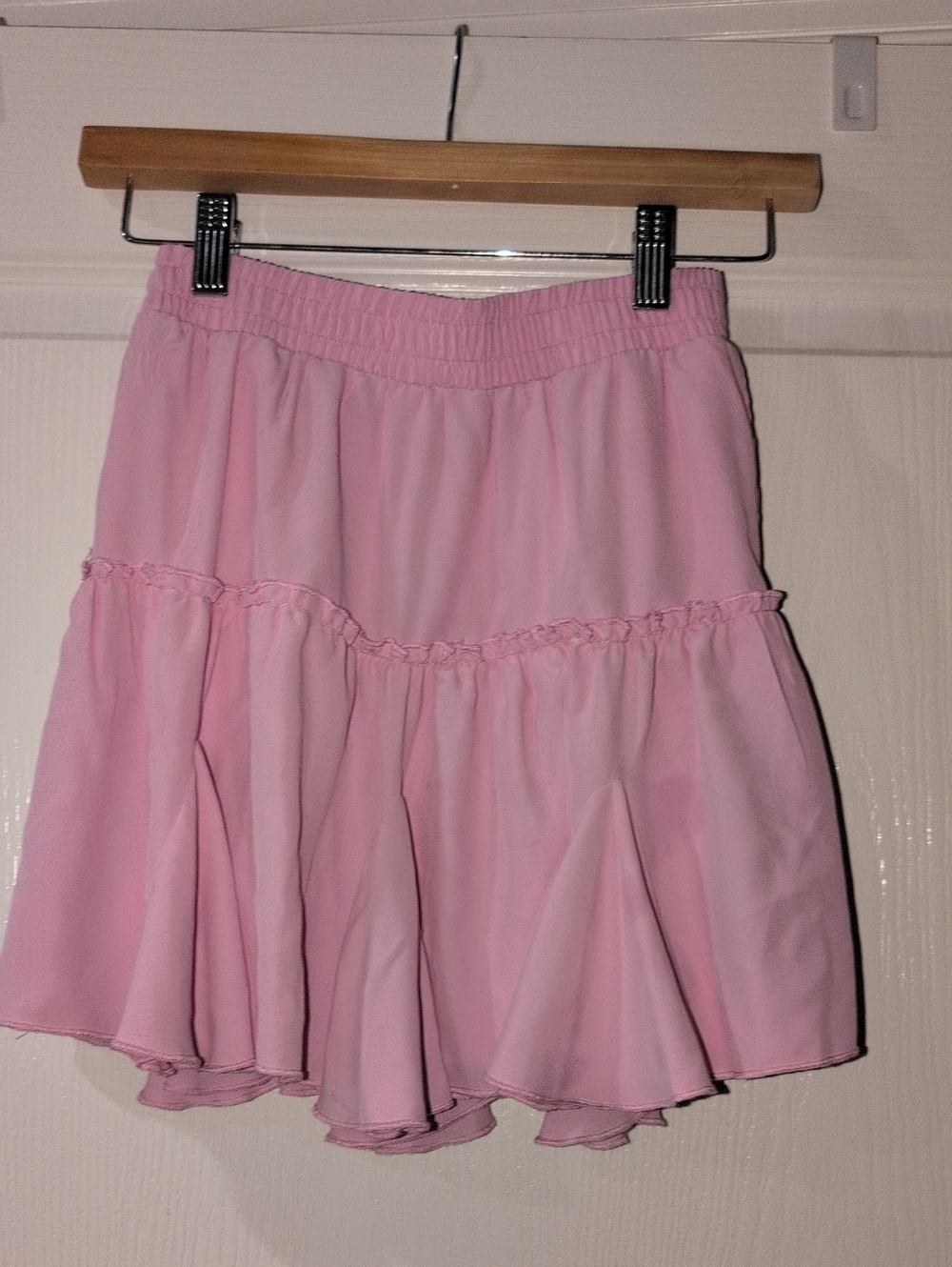 GB Girls Pink Tiered Ruffle Skirt Size S Elastic Waist